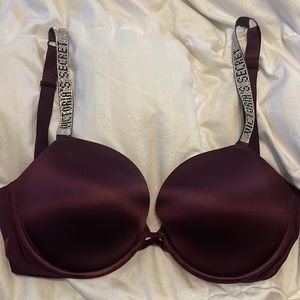 Victoria Secrets Very Sexy Push Up